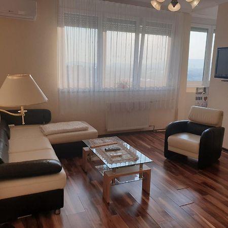 Vegas Zuglo بودابست المظهر الخارجي الصورة