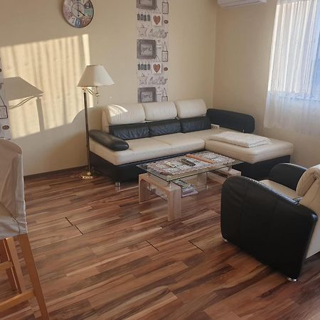 Vegas Zuglo بودابست المظهر الخارجي الصورة